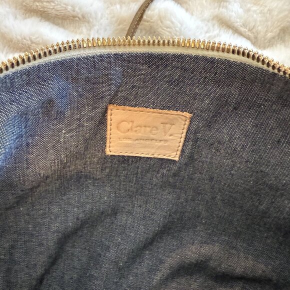 Clare V. Lune bag Oat Suede. Like new - Picture 6 of 9